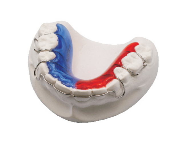 Lip arch retainer for dental attachment